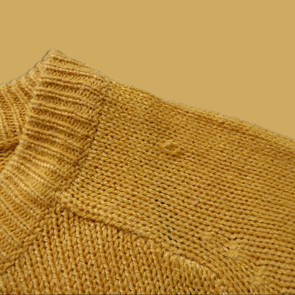 H&M Divided Mustard Yellow Crewneck Knit Sweater - Picture 4 of 5